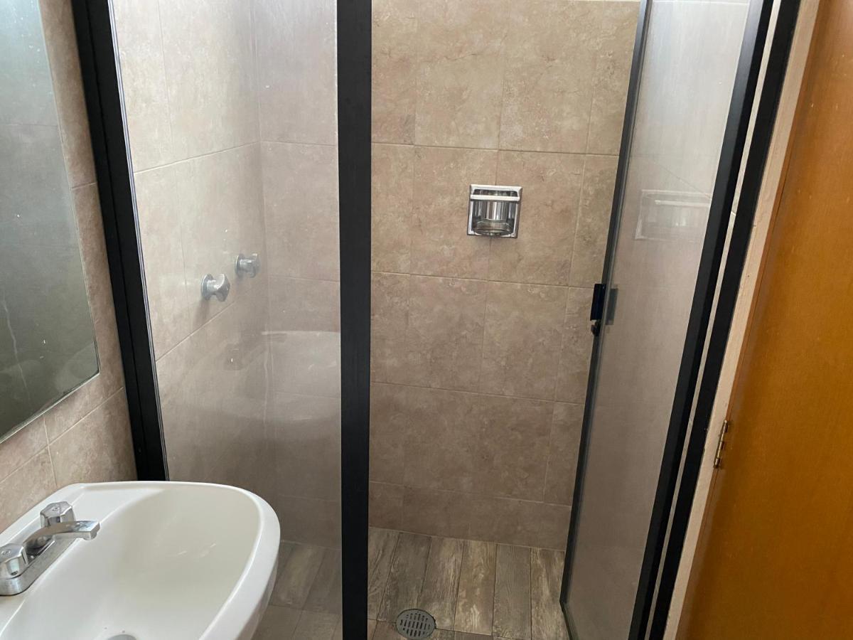 Hotel Express Quinta Soledad Мехико Экстерьер фото